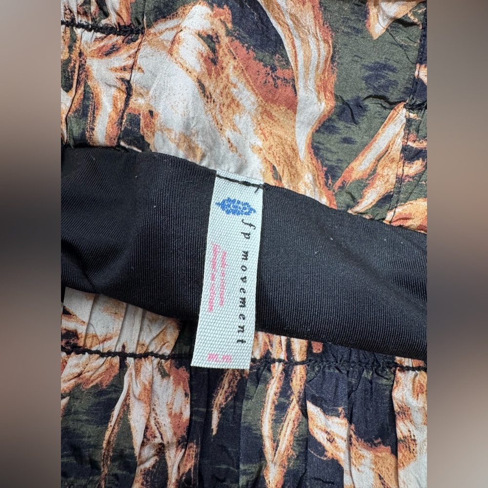Fp Movement Black Parrot The Way Home Shorts - Picture 6 of 7